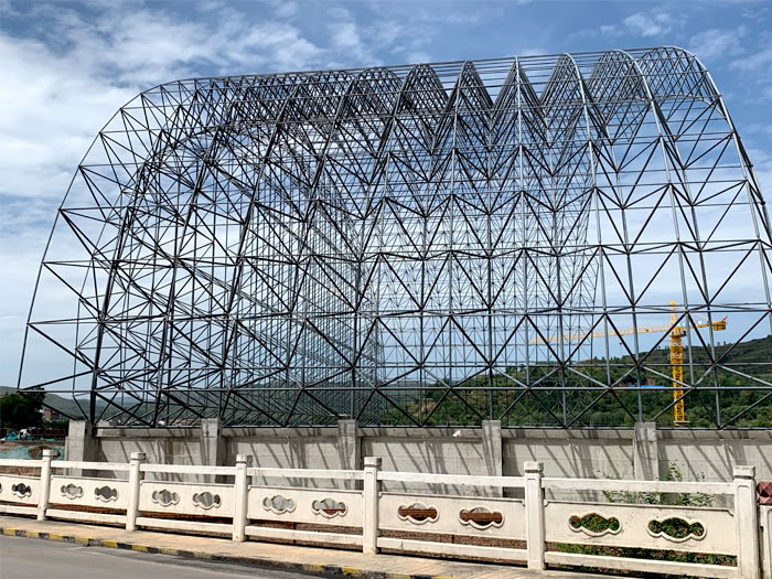 烟台山寨矿储煤棚网架